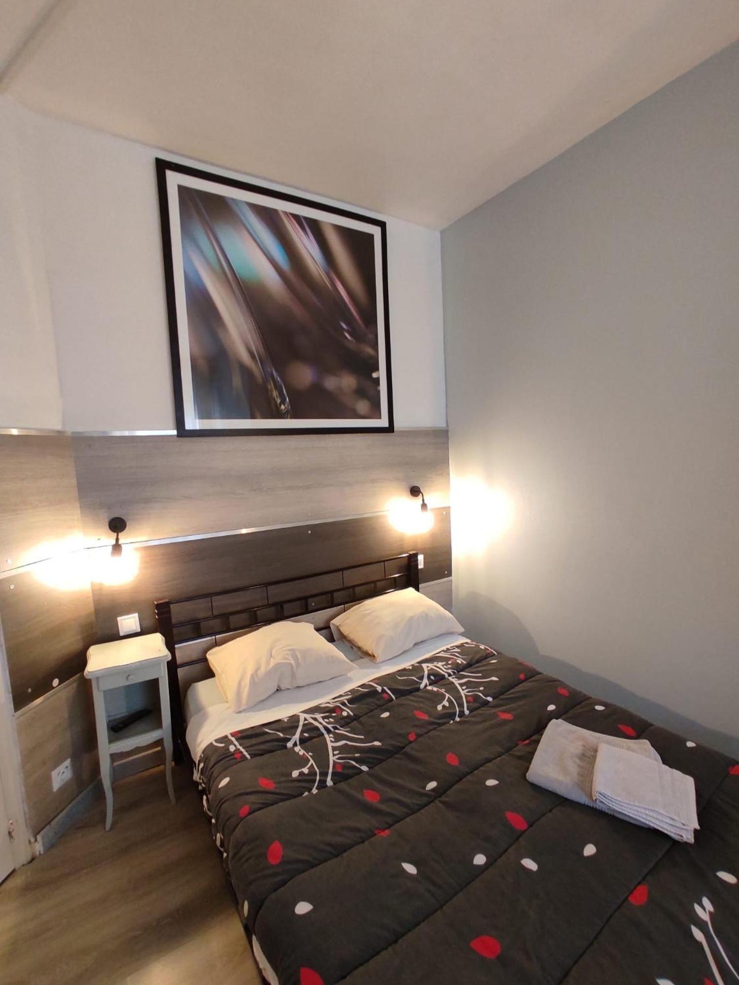 Hotel Le Bon Moine Реймс Екстериор снимка